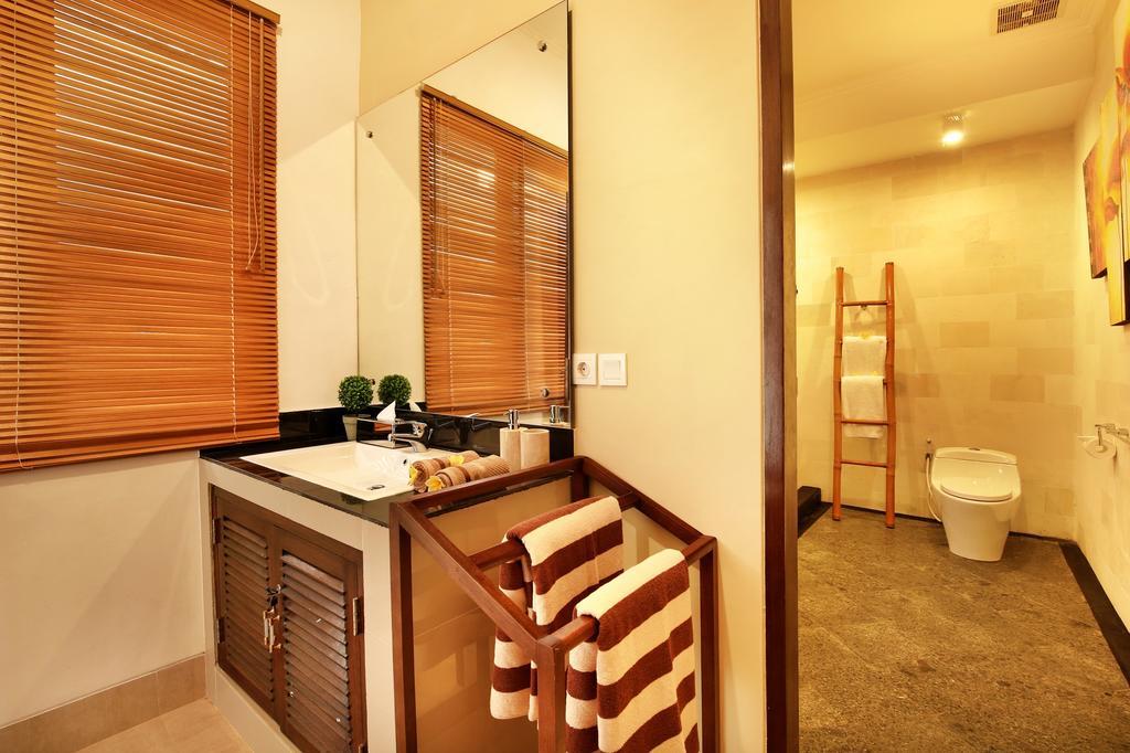 De Liza Villa Seminyak Beachside By Bali Asia Villa Exterior photo